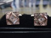 ABOTOADURA COM STRASS 3